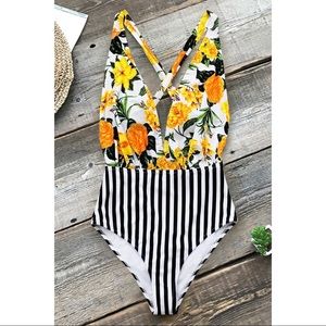 CUPSHE YELLOW FLORAL AND BLACK STRIPE ONE-PIECE